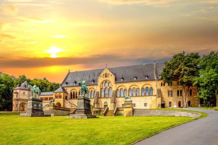 Goslar: Guided Tour of the Imperial Palace - Key Points