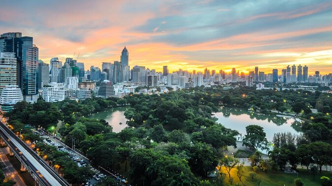 Gossip Girl Tour by Uluc JJ and Kenan - Private Transportation Details