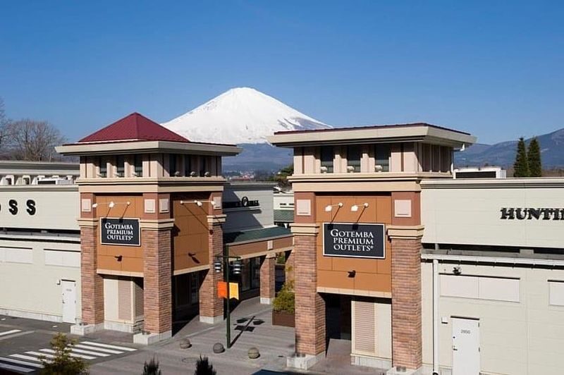 Gotemba Outlets & Hakone Private Customizable Full-Day Tour - Is $375 good value?