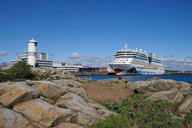Gothenburg Airport Transfers : Gothenburg to Airport GOT in Luxury Van - Booking and Reservation Process