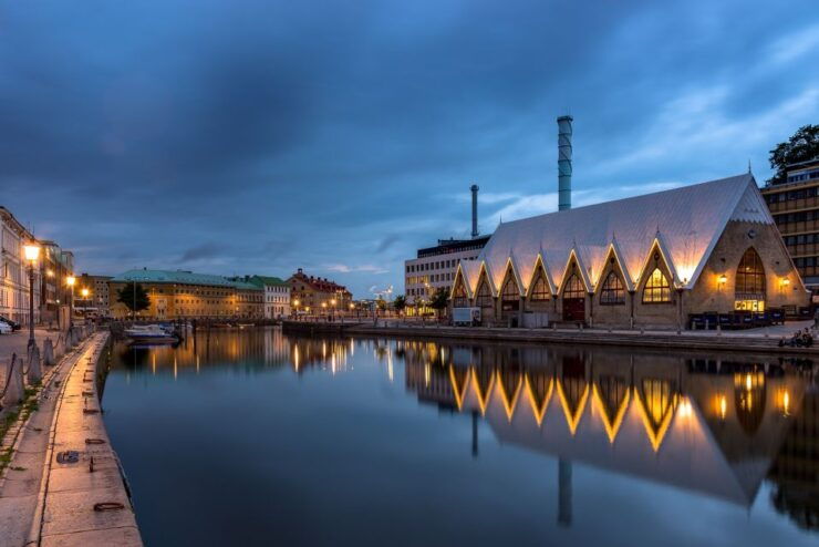 Gothenburg: Capture the Most Photogenic Spots With a Local - Booking Details