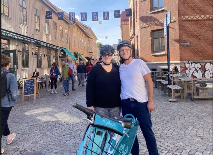 Gothenburg: City Highlights Bike Tour With Transfer - Experience Highlights