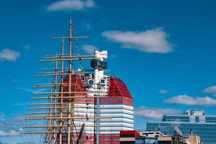 Gothenburg: Express Walk with a Local in 60 minutes - The Sum Up