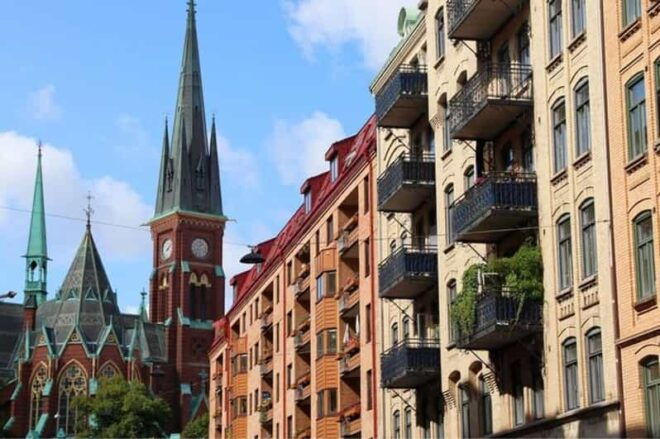 Gothenburg : Must-See Attractions Walking Tour - Highlights of the Itinerary