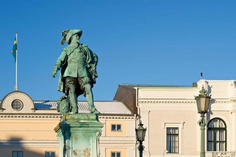 Gothenburg: Old Town Sightseeing Tour - The Sum Up