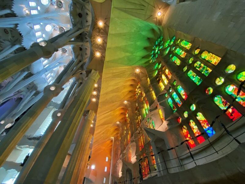 Gothic Paths, Tapas & Sagrada Familia. Private Tour - Itinerary Highlights