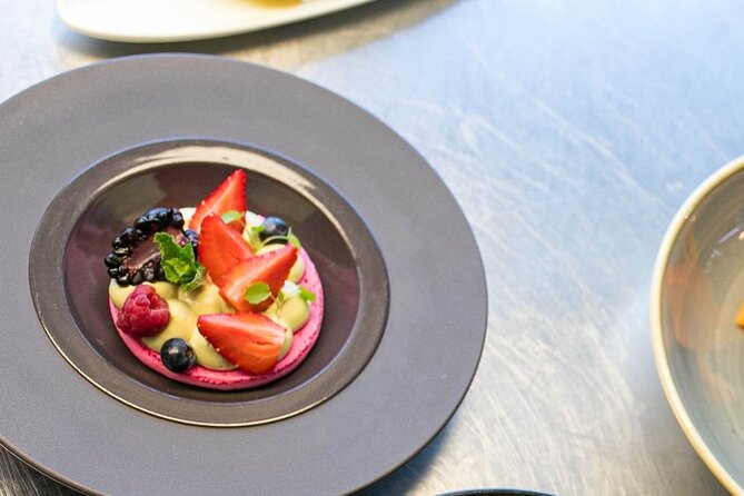 Gourmet 6-Course Dinner on Luxury London Bus - The Sum Up