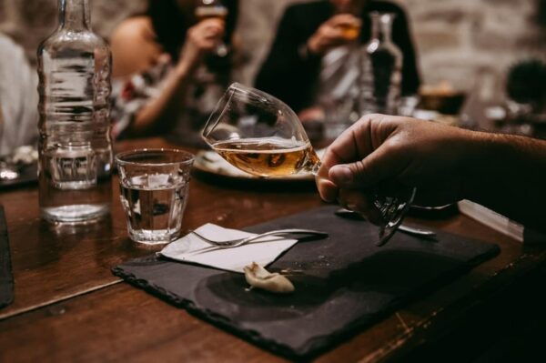 Gourmet Food Tour on Saint-Louis Island - Meeting Point Information