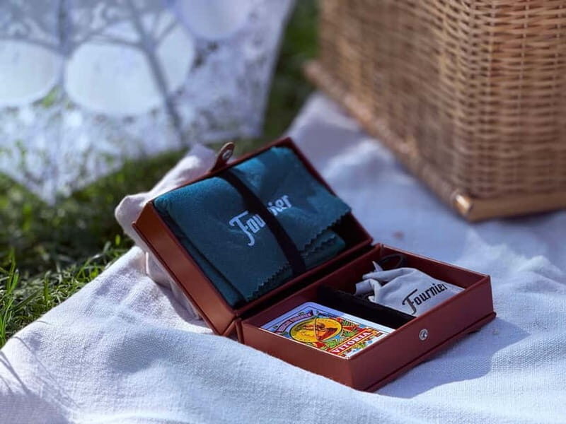 Gourmet Spanish Tapas Picnic in Retiro Park (Private) - Why You Should Consider This Experience