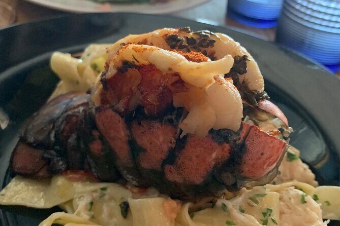 Gourmet Tour in Montreal 4 Must-See Meals - Exploring the Itinerary: What to Expect at Each Stop  