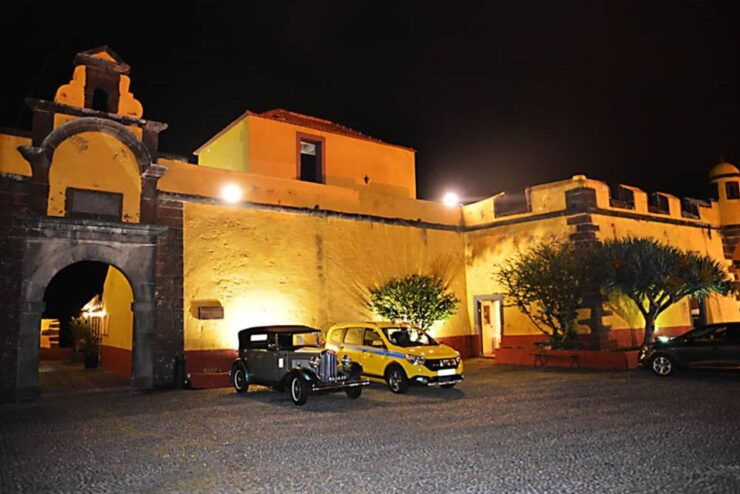 Gourmet Wine & Food Tour - Tour Details