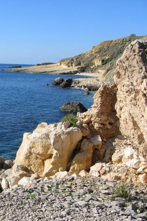 Gozo: 1 Hour Kayak Plus +Cave Tour + Drop off Blue Lagoon - Good To Know