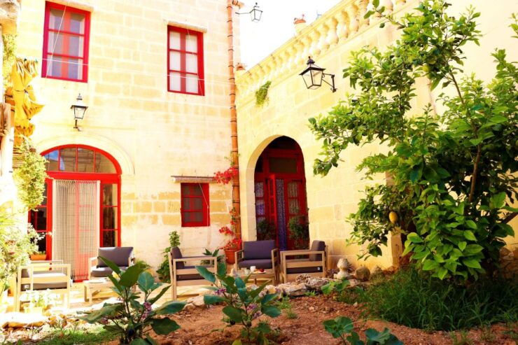 Gozo: Traditional and Local Breakfast in a Historic Building - Booking Information