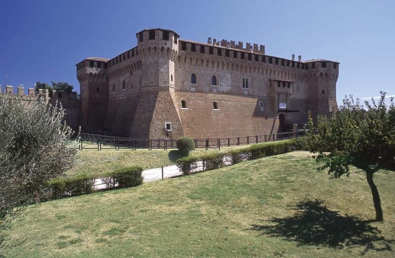 Gradara: Entry Ticket to Rocca with Audio Guide App - Good To Know