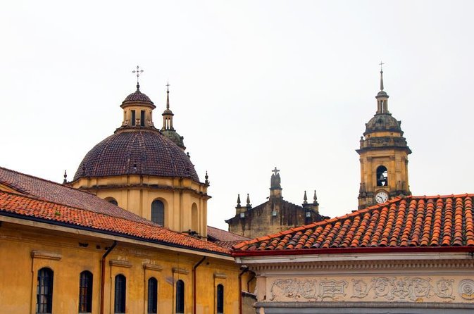 Graffiti Bogotá Private Walking Tour Express(3 Hrs.) - Inclusions and Amenities