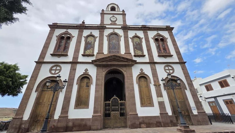 Gran Canaria: Full Coast Tour with Local Guide - Hidden Beaches and Coastal Gems