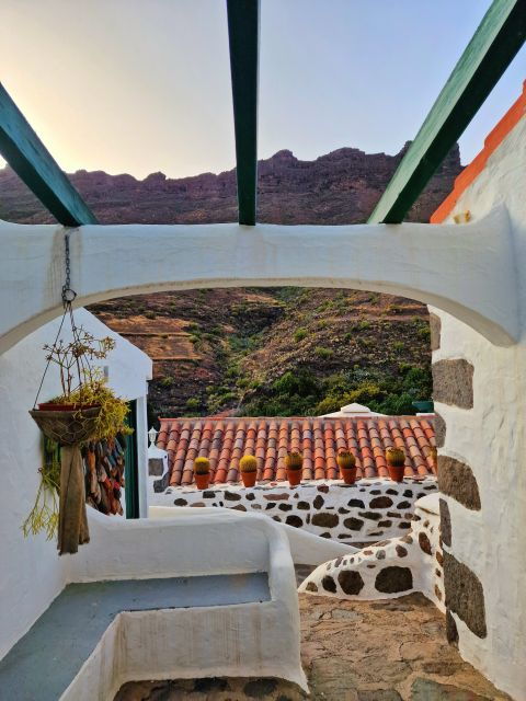 Gran Canaria Historical House With Mango Plantation - Location and Accessibility