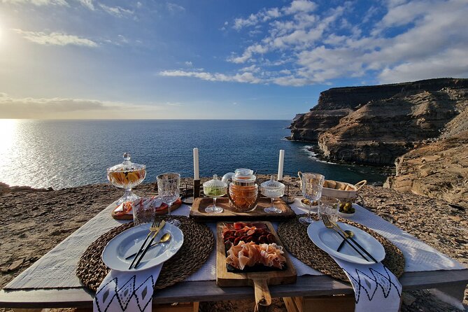 Gran Canaria Picnic Experience - Proximity to Public Transportation