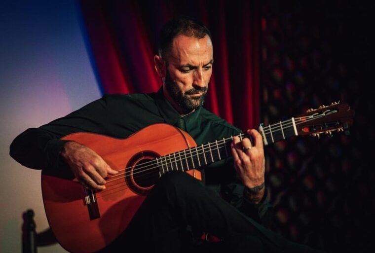 Granada: 1-Hour Traditional Flamenco Show at Palacio - Pricing and Booking Flexibility