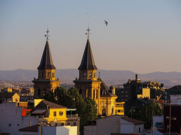 Granada: 10 Attractions Self-Guided Audio Tour - Inclusions and Exclusions