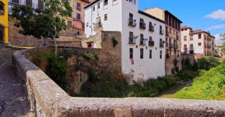 Granada: 2hour Tour of The Albaicín & Sacromonte Premium - Booking Details