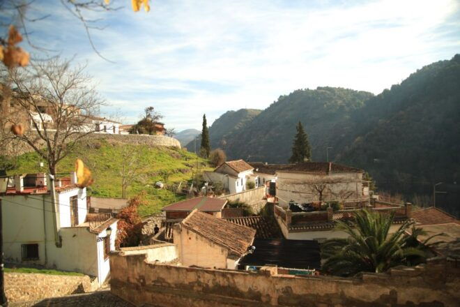 Granada: Albaicin and Sacromonte Electric Bike Tour - Full Description of the Tour