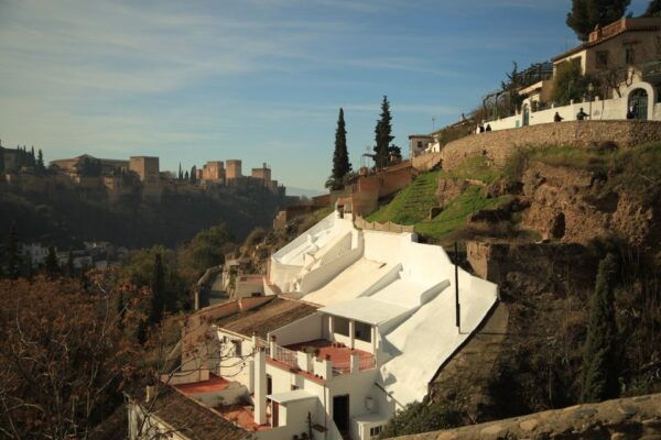 Granada: Albaicin and Sacromonte Electric Bike Tour - Immersion in Granadas Culture