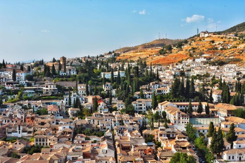 Granada: Albaicín and Sacromonte Guided Private Walking Tour - Itinerary Highlights