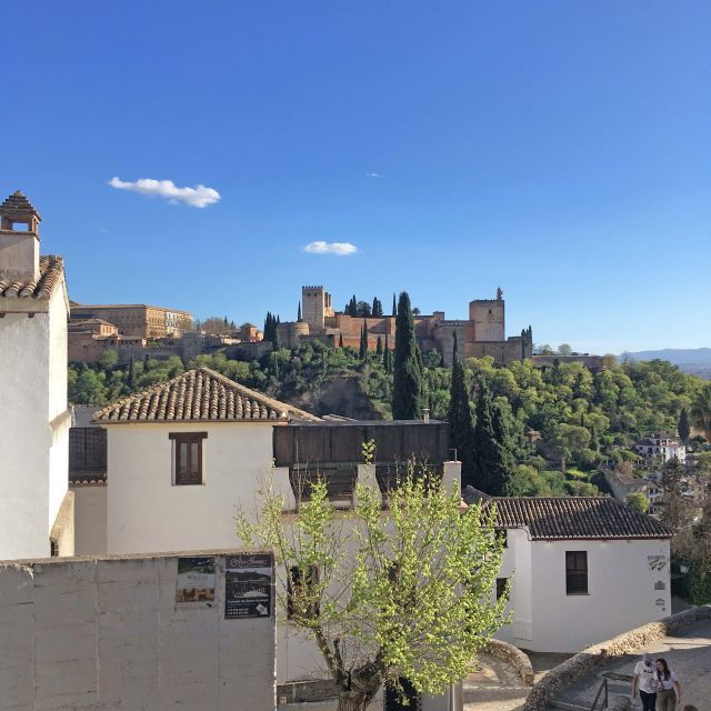 Granada: Albaicín and Sacromonte Smartphone Audio Guide - Experience Highlights