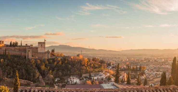 Granada: Albaicin and Sacromonte Sunset Guided Walking Tour - Tour Details