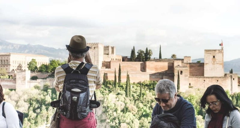Granada: Albayzin and Sacromonte Hybrid Walking Tour - An In-Depth Look at the Granada Hybrid Tour