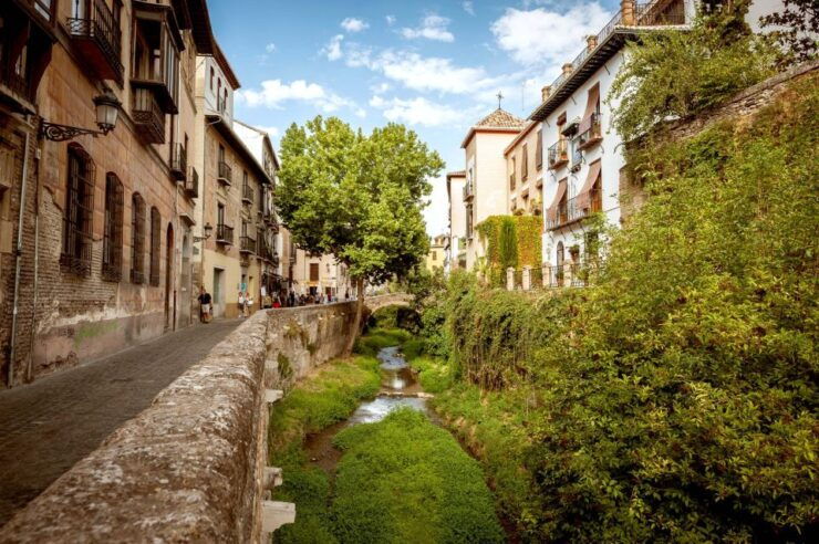Granada: Albayzin and Sacromonte Walking Tour - Booking Details