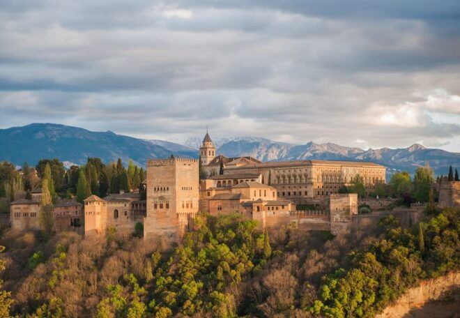 Granada: Alcazaba & Generalife Entry Ticket and Audio Guide - Visitor Guidelines