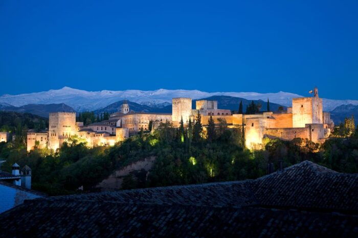 Granada: Alhambra, Alcazaba, and Nasrid Palaces Tour - Frequently Asked Questions
