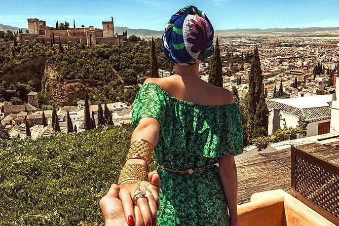 Granada: Alhambra Complex Nasrid Palaces Albaicin Guided Tour - Common Questions