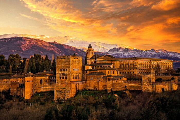 Granada: Alhambra, Generalife & Nasrid Palaces Guided Tour - Frequently Asked Questions