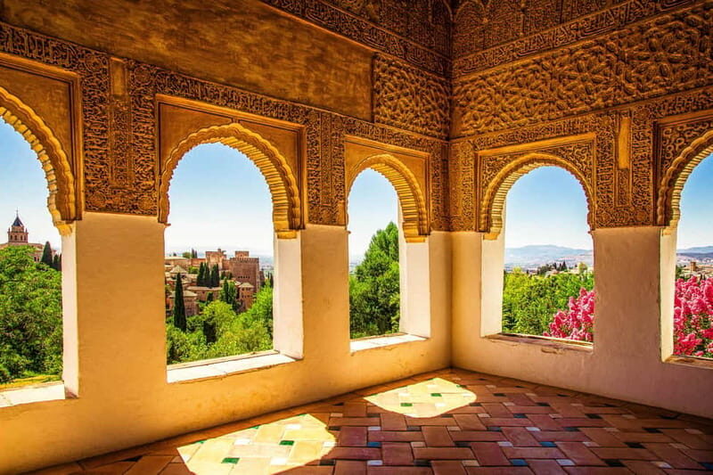 Granada: Alhambra, Generalife & Nasrid Palaces Guided Tour - Good To Know