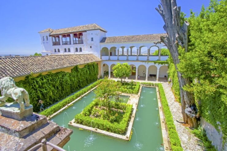 Granada: Alhambra Guided Tour and Arabian Bath and Massage - Tour Details
