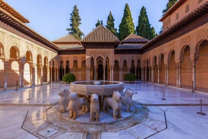 Granada: Alhambra Guided Tour Including Nasrid Palaces - Tour Inclusions and Exclusions