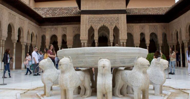 Granada: Alhambra Guided Tour With Nasrid Palaces - Tour Details