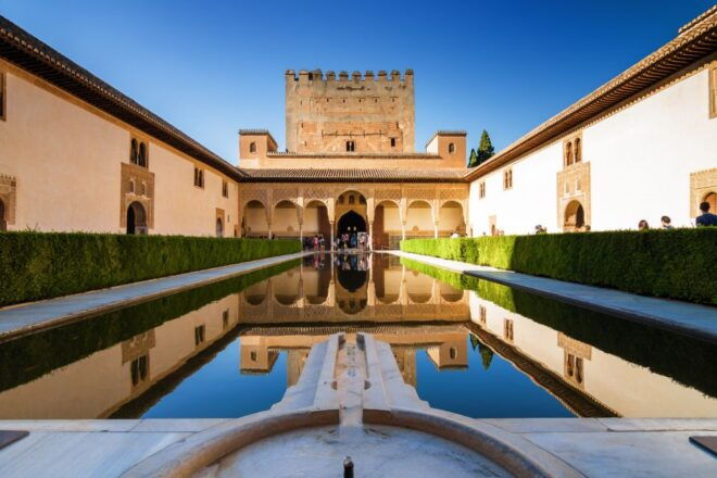 Granada: Alhambra, Nasrid Palaces and Generalife Guided Tour - Customer Reviews