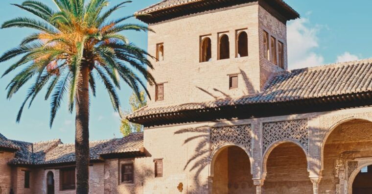 Granada: Alhambra & Nasrid Palaces Small Group Guided Tour - Important Information