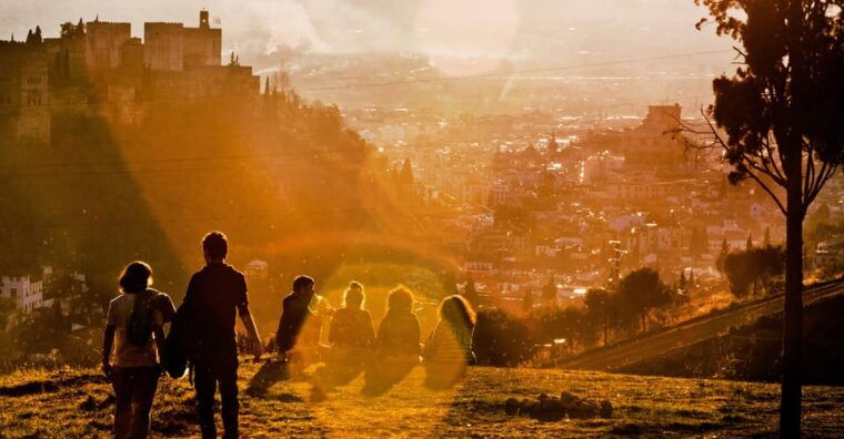 Granada: Alhambra & Nasrid Palaces Small Group Guided Tour - Tour Complexity