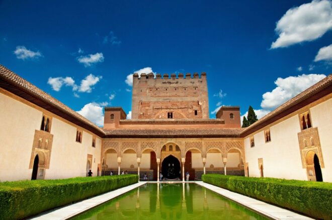 Granada: Alhambra Regular Tour - Directions