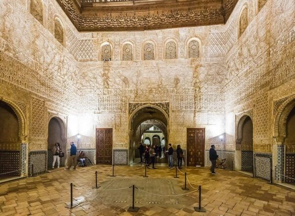 Granada: Alhambra Skip-The-Line Tour With Nasrid Palaces - The Sum Up