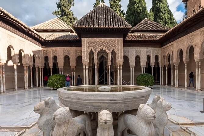 Granada: Complete Alhambra Guided Tour - Inclusions