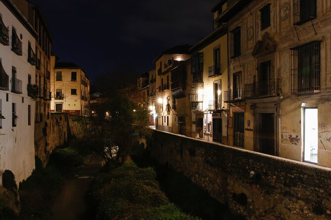 Granada: Dark City. - Overview of Granadas Dark Side