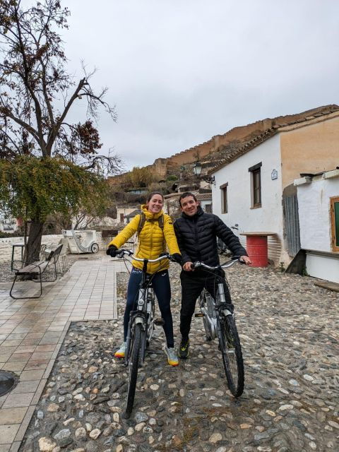 Granada: Ebike Tour 2 Hours - Experience