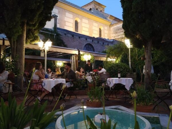 Granada: Flamenco Show in Albaycin - Jardines De Zoraya - The Sum Up