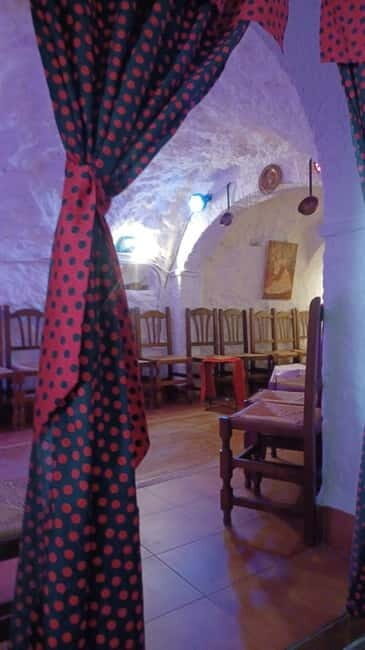 Granada: Flamenco Show Los Parrones in the Sacromonte Caves - Booking and Practical Details